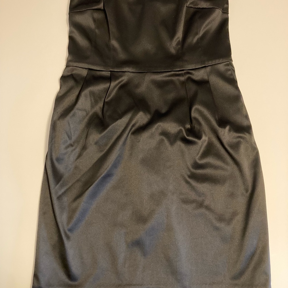 Express Design Studio Black Satin mini Dress size 10 with pockets